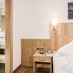 Kirchlerhof ホテル 3*