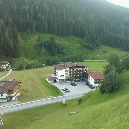 Hotell Kirchlerhof 3*