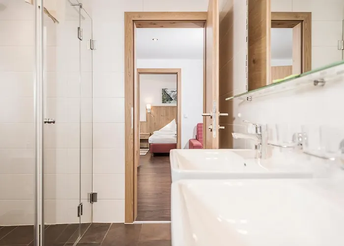 Hotel Kirchlerhof Tux